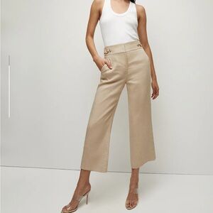 Meet the Renzo’s linen sister—the Aubrie pant.
